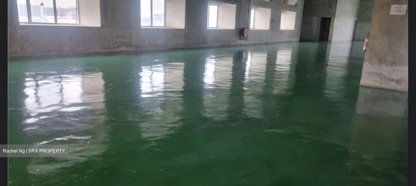 Tuas Avenue 8 (D22), Warehouse #575951871